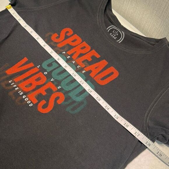 Life Is Good Womens Tshirt Sz Medium Gray Short Sleeve SPREAD GOOD VIBES PEACE L - Picture 6 of 7